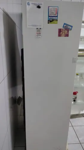 Vendo uma geladeira