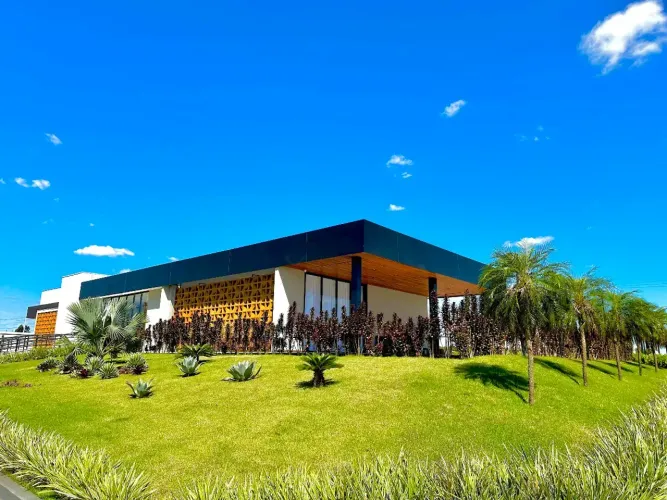 TERRENO AMPLO A VENDA NO VILLAGIO SANTA INES