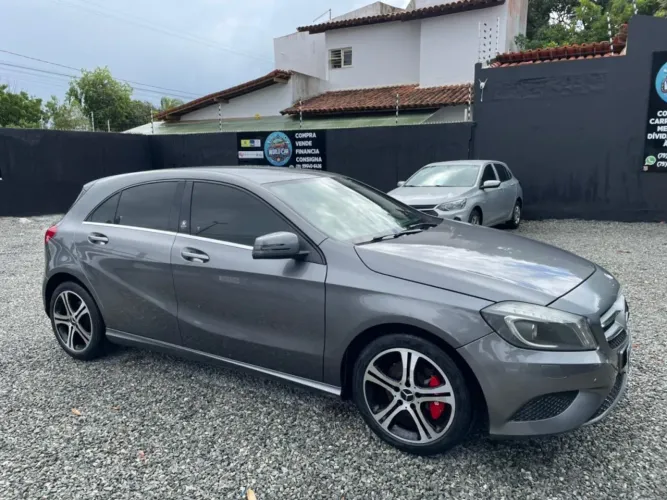 Mercedes-Benz Classe A 200 1.6 TB 16V Style 156cv Aut. 2014
