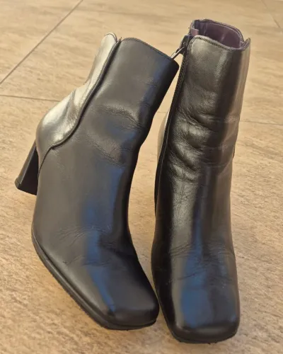 bota ramarim couro cano médio preta 36