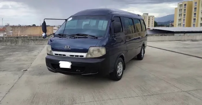 Kia Motors Besta GS Grand 3.0 8V 16L Diesel 2005
