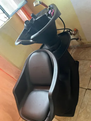 Vendo lavatório de salão de beleza 
