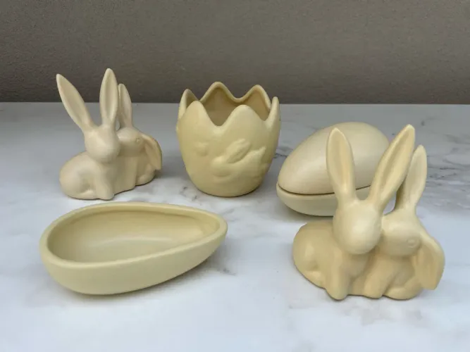 Kit de Peças Decorativas em Cerâmica - Coelhos e Ovos | Mesa Posta e Decoração de Páscoa
