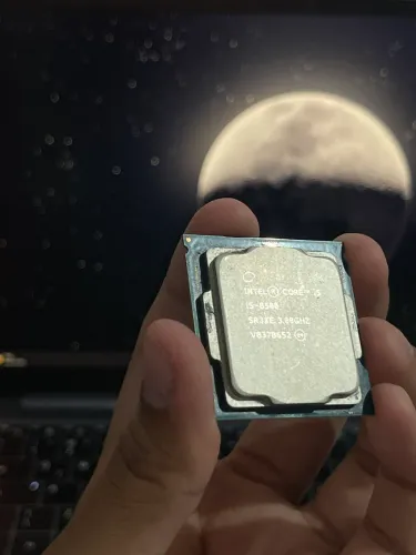 Processador i5 8500 - Aceito cartão e Entrego