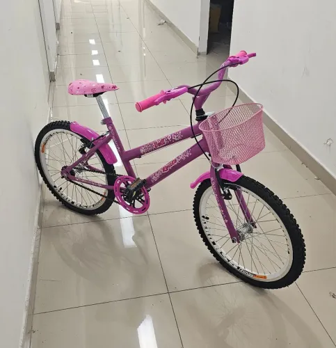 Bicicleta media feminina