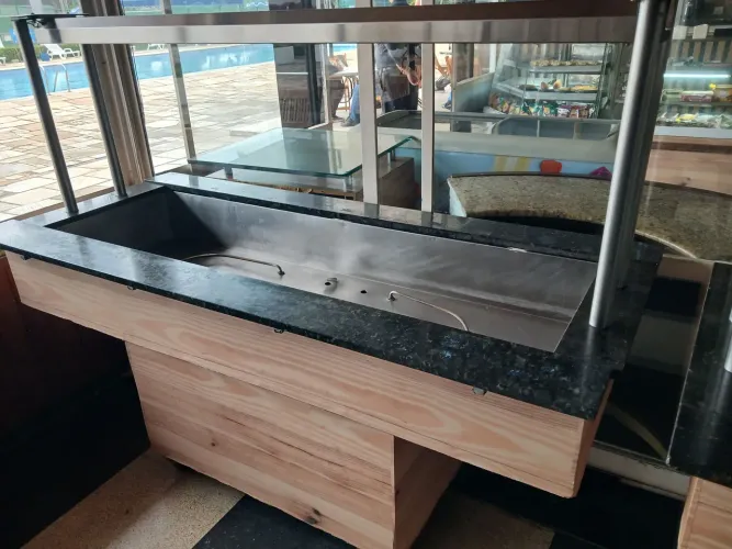 Buffet self-service 
