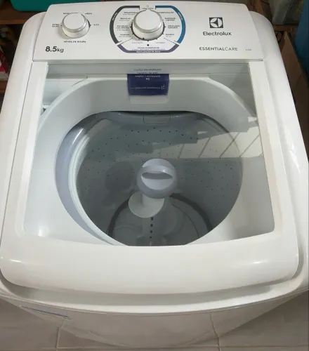 Máquina de Lavar Electrolux 8,5kg Branca Essential Care