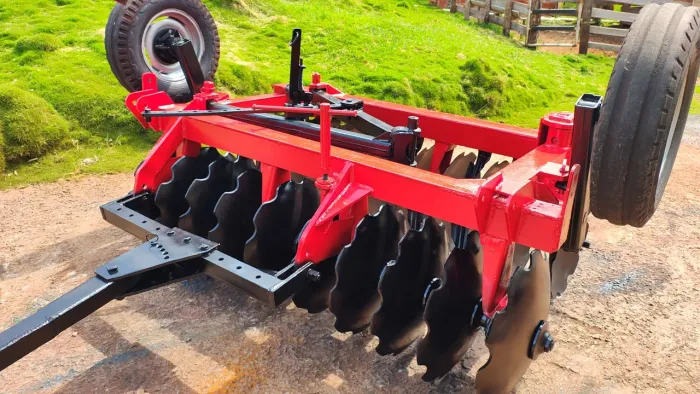 Grade aradora 20 discos trator
