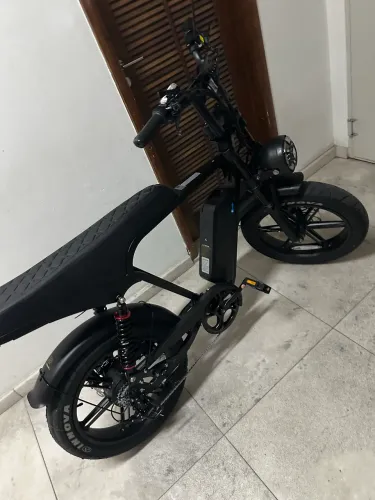 Scooter elétrica v10
