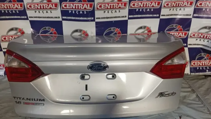 tampa porta malas Ford new fiesta prata