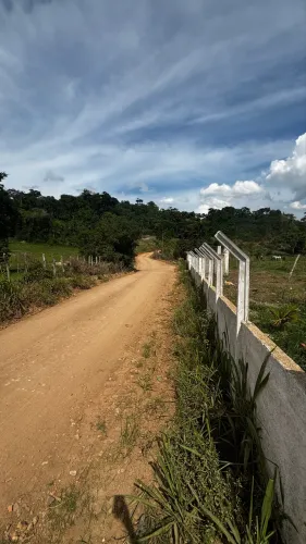 Chácara com 1.000 mt2º. Pronto para construir. Fácil acesso, 5 minutos do centro da cidade