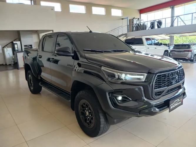 Hilux gr sport 2023 diesel automática 4x4