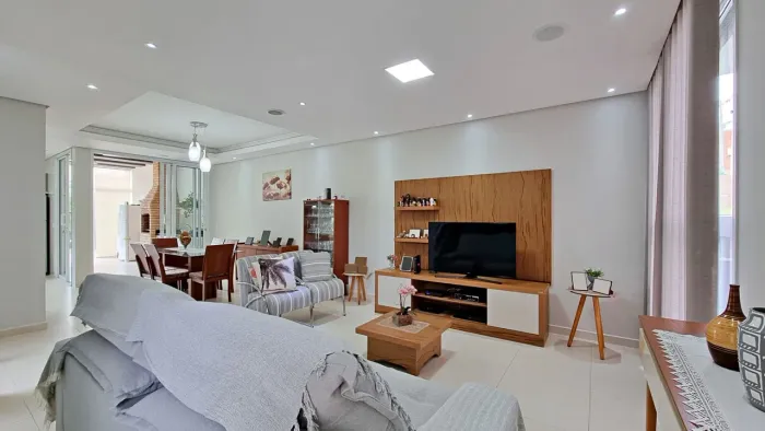 Casa com 3 dormitórios à venda, 210 m² por R$ 850.000,00 - Condominio Golden Park Residenc