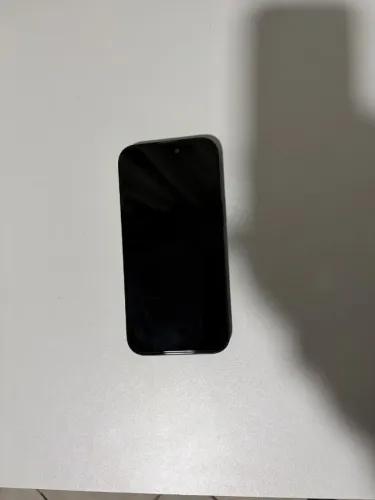 iPhone 15 128g