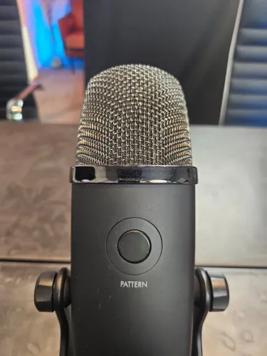 MICROFONE BLUE YETI X