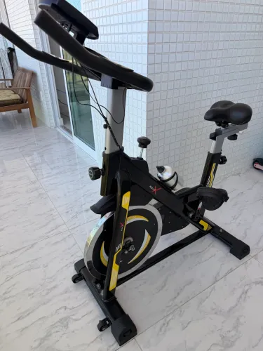 Bicicleta Spinning 13kg inércia 
