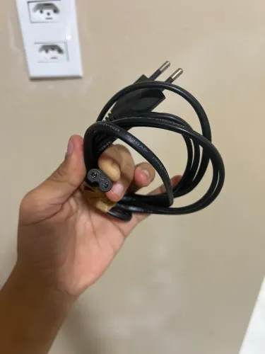 Cabo De Força Tipo 8 Iec C7 Bivolt Bipolar 1,5 metros Padrão Brasileiro Tv Universal 