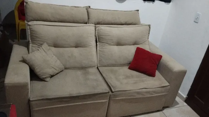 SOFA RETRÁTIL SUPER CONFORTÁVEL