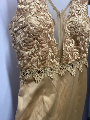 Vestido de festa elegante