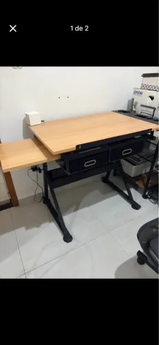 Mesa de desenho com banqueta
