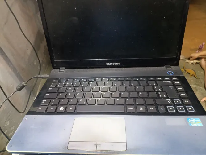 Notebook 300 E