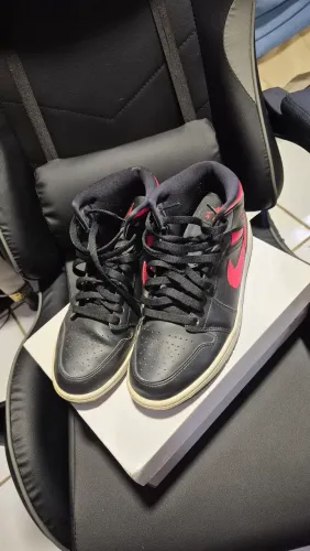 Jordan Mid preço de banana