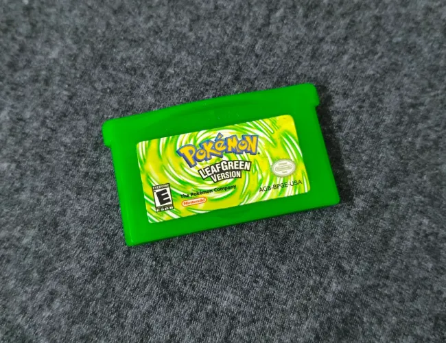 Pokémon LeafGreen Original Americano Game Boy Advance GBA