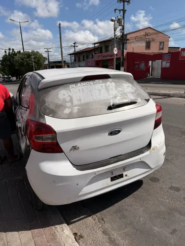 Ford KA 2017 RETIRADA DE PEÇAS 