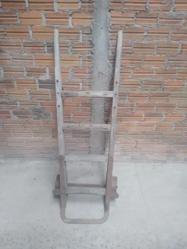 Carro de bebida antigo para decoração