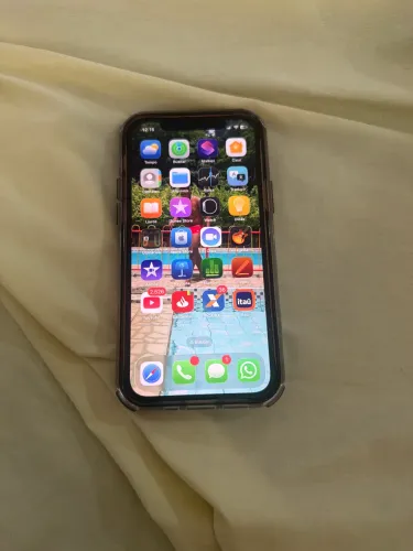 iPhone 12 Preto m perfeito estado único dono!