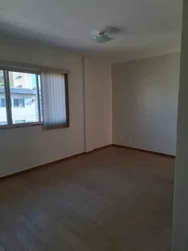 Conjunto Tocantins, apartamento de dois quartos.
