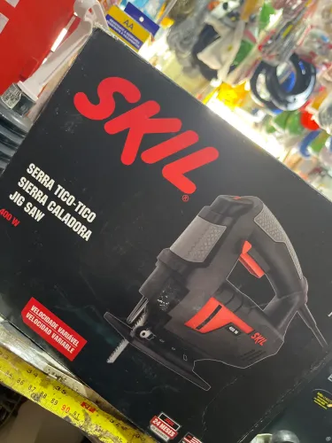 Serra tico tico Skil 400 W