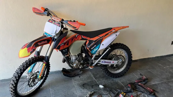 Vendo Ktm 350 Xcf 2013 de procedência