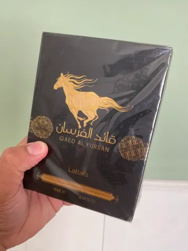 Perfume Árabe Lattafa Qaed Al Fursan