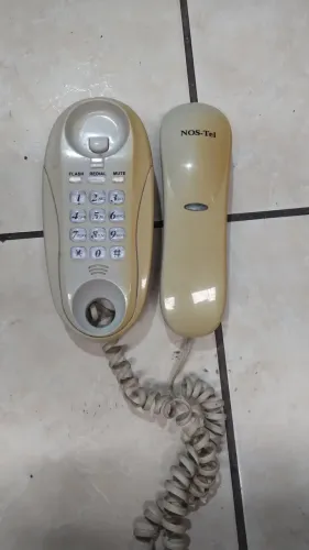 Telefone com fio