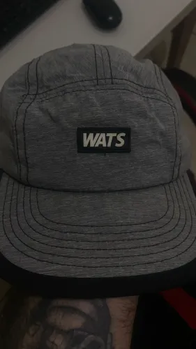 Boné wats 