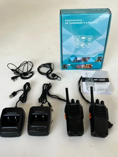2pcs Baofeng Walkie Talkie pouco usado