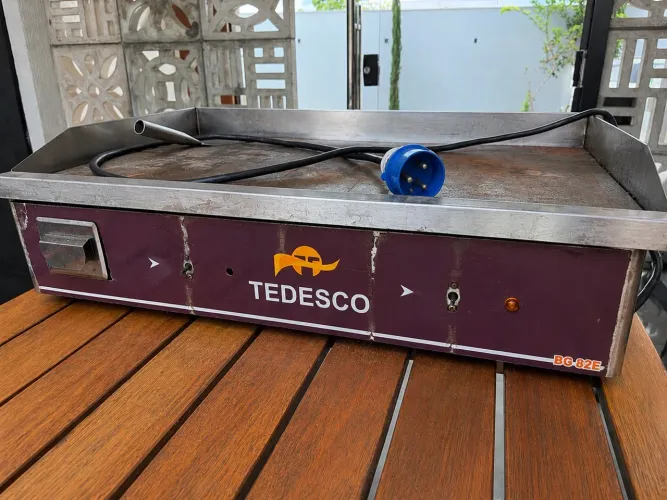 Chapa elétrica TEDESCO BG82e