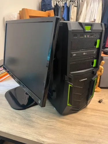 PC GAMER + Monitor + Suporte