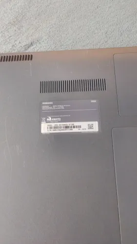 ? Notebook Samsung 15,6" - R$ 750 Samsung NP350XAA-KF3BR Notebook funcionando lento