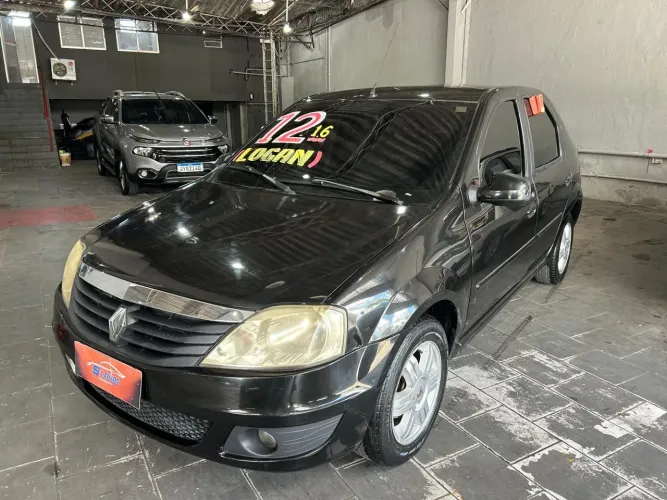 Renault Logan Expression Hi-flex 1.6 8V 4P 2013