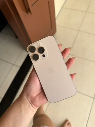 IPHONE 16 PRO 512gb 11meses de uso