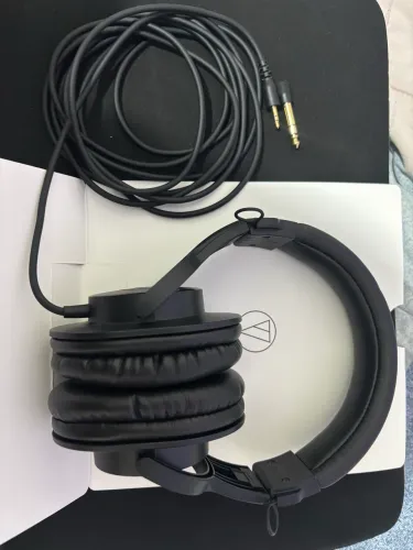 Fone de ouvido over-ear ATH-M20x preto