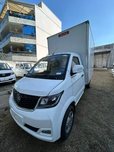 CAMINHÃO EFFA 2026