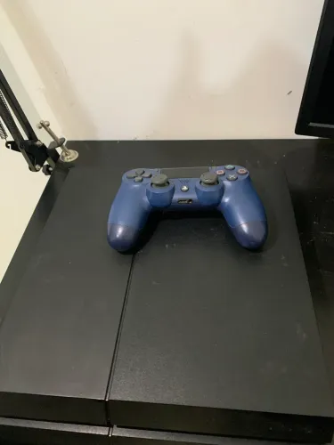Ps4 1 controle + 1TB