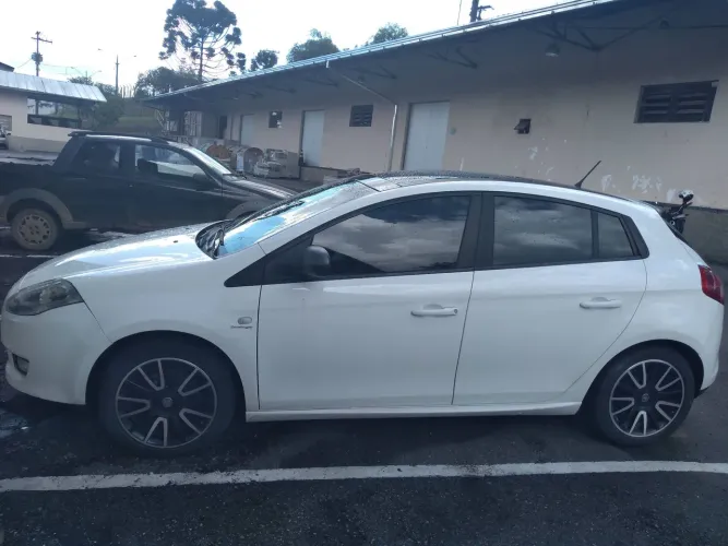 Fiat Bravo Sporting 1.8 Dualogic Flex 16V 5P 2014