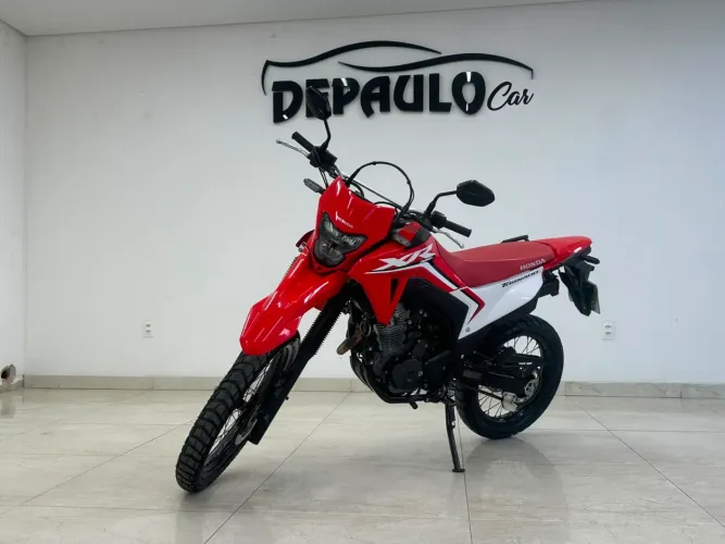 Honda XR 300 Tornado 2025 - APENAS 2.700 km (ESTADO DE ZERO)