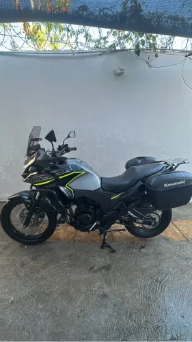 Versys 300