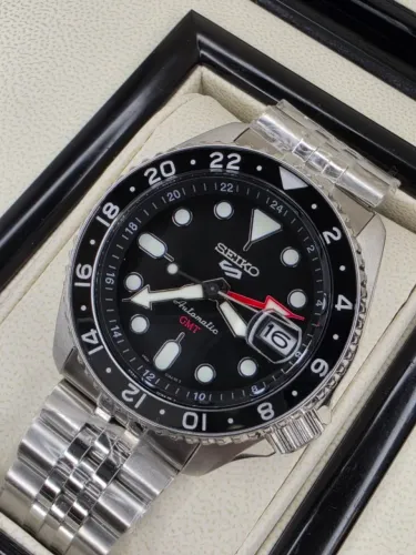 RELOGIO SEIKO SPORTS GMT SSK001 BRUCE WAYNE NOVO (JAPÃO)