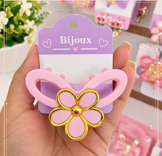 W&E BIJUS E ACESSÓRIOS